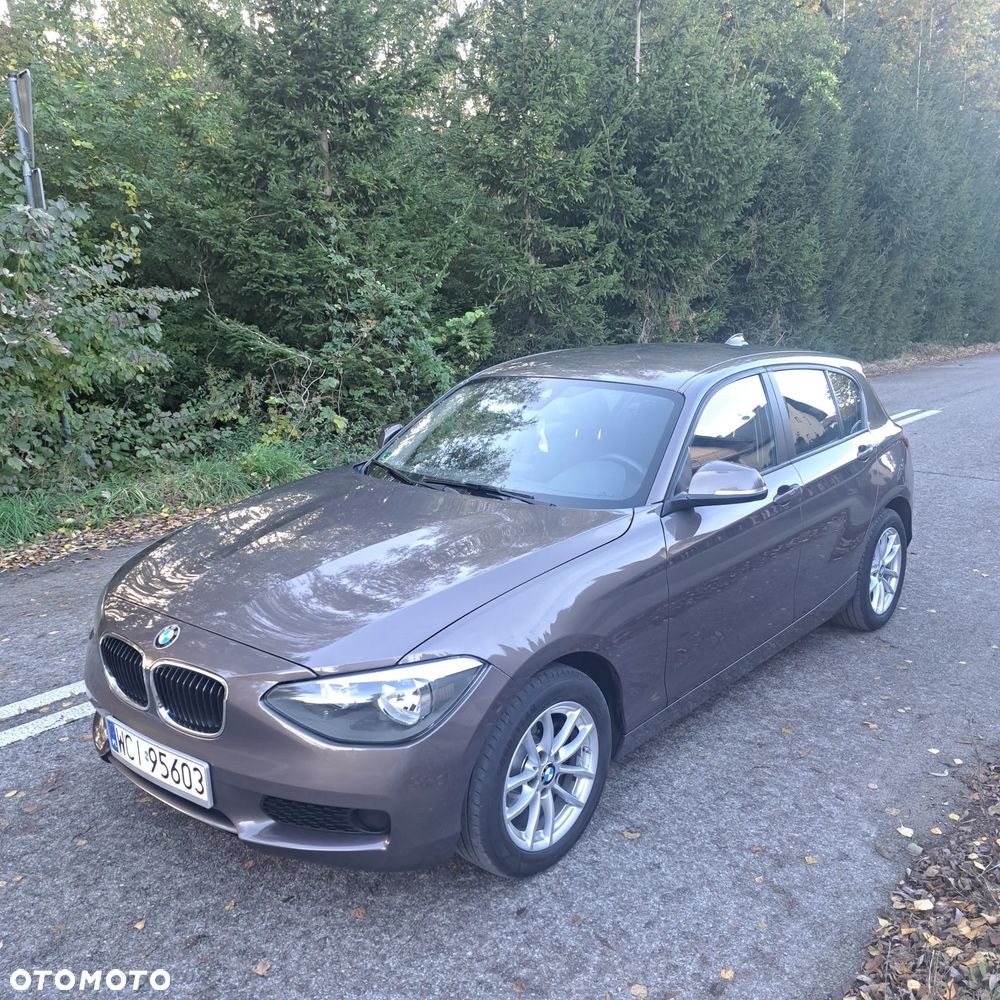 BMW Seria 1 116i Sport Line - 1