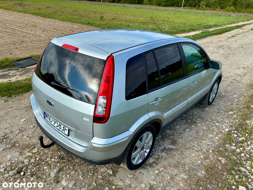 Ford Fusion 1.6 + - 16
