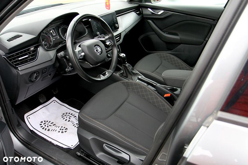 Skoda Kamiq 1.0 TSI Tour - 7