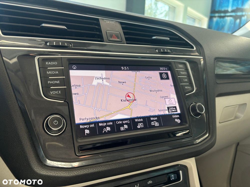 Volkswagen Tiguan - 17