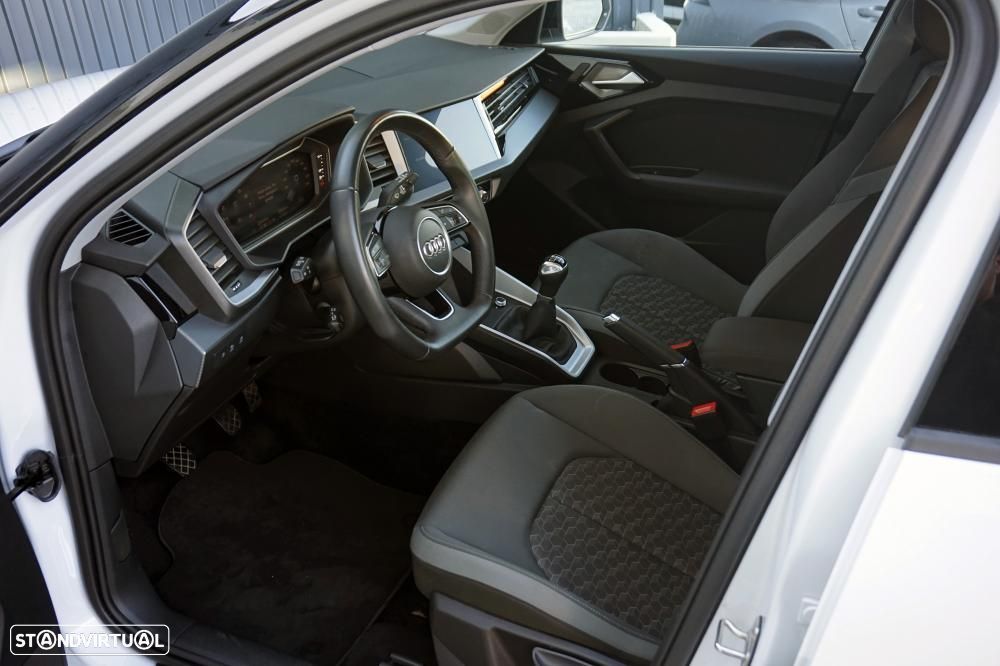 Audi A1 Sportback 30 TFSI S line - 8