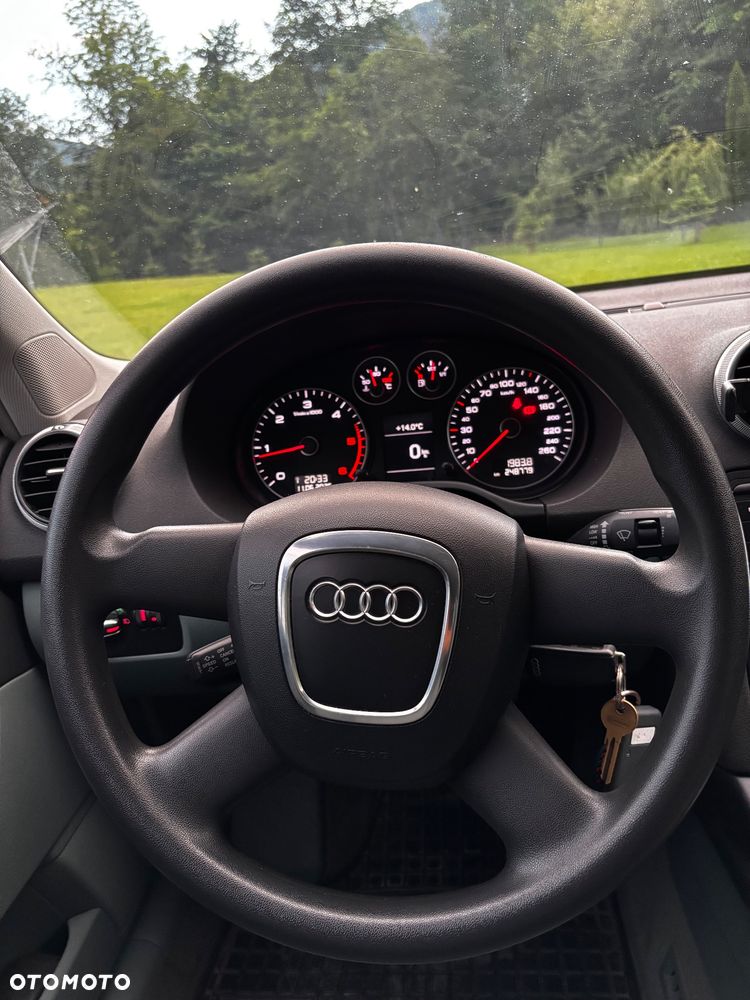 Audi A3 Sportback 2.0 TDI DPF Ambition - 9