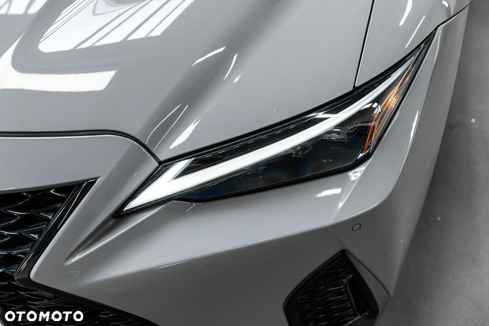 Lexus IS - 13