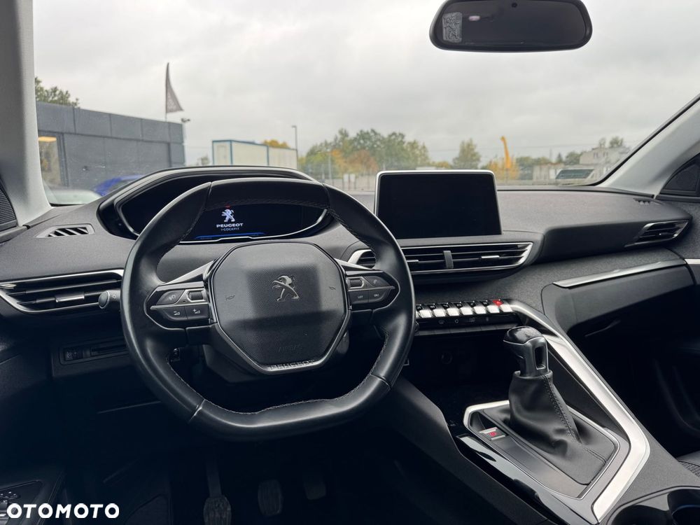 Peugeot 3008 - 12