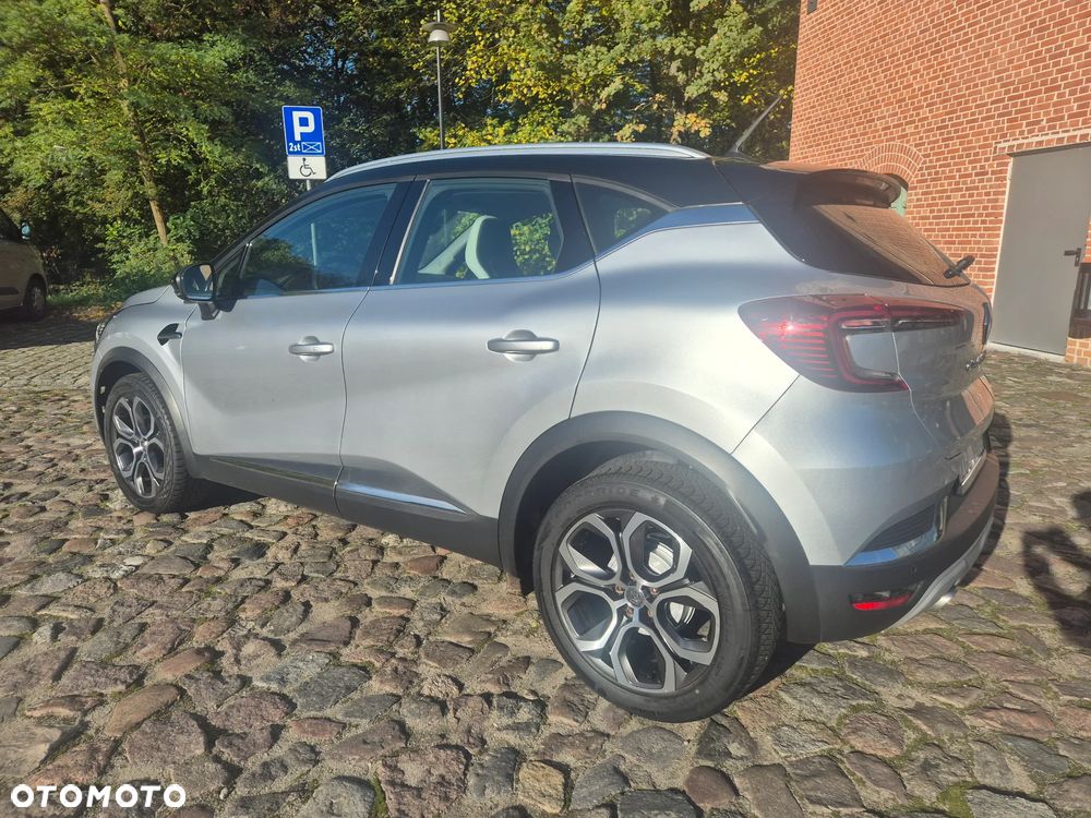 Renault Captur - 28