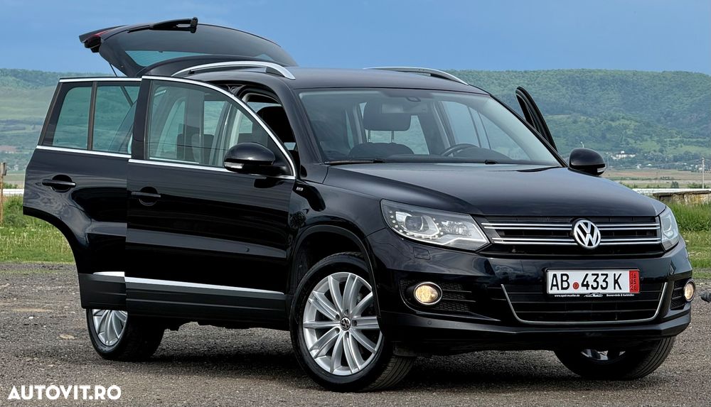 Volkswagen Tiguan 2.0 TDI DPF 4Motion BlueMotion Technology DSG Cup Sport & Style - 23