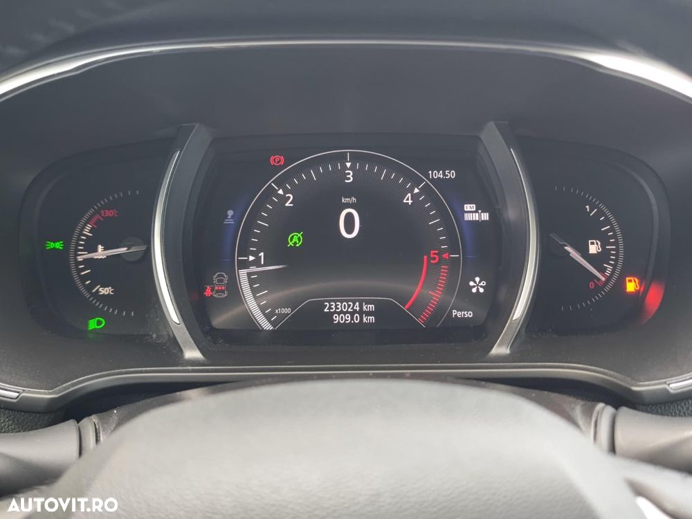 Renault Megane Grandtour ENERGY dCi 110 BUSINESS - 23