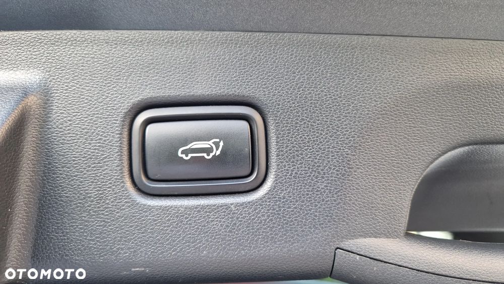 Hyundai Tucson 1.6 T-GDi HEV Executive 2WD - 38