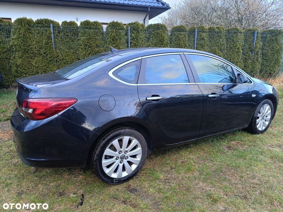 Opel Astra - 1