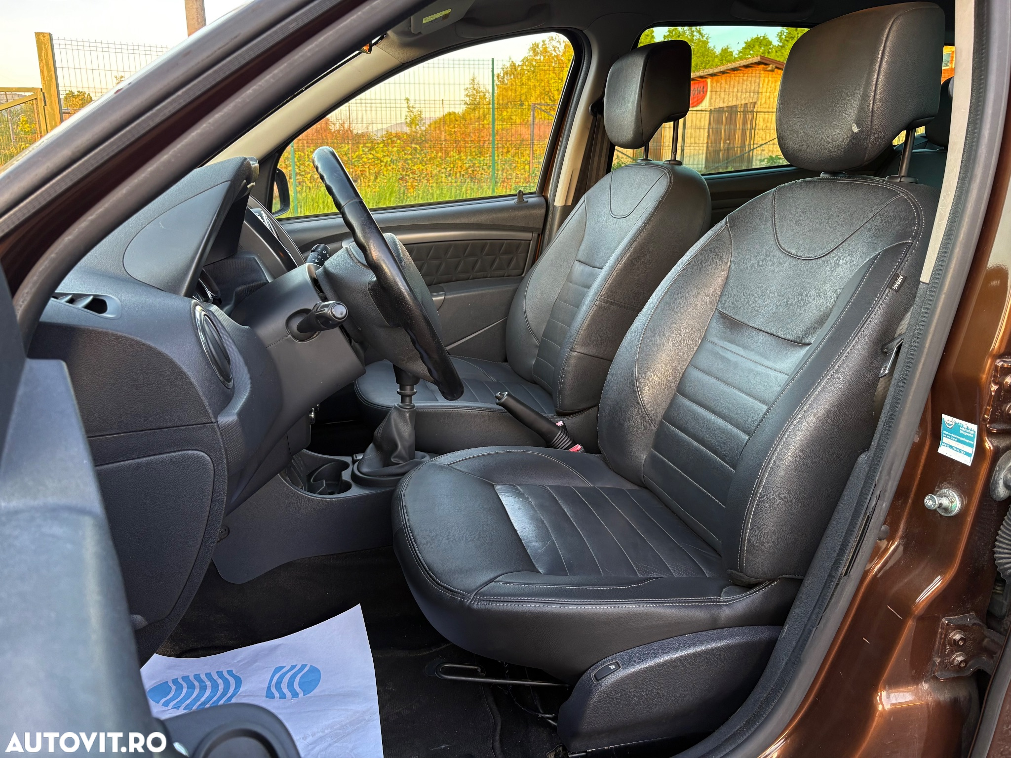 Dacia Duster TCe 125 4x2 Laureate - 10