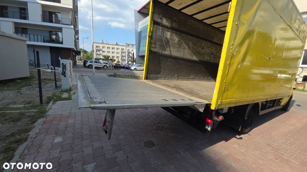 Mercedes-Benz Sprinter - 23