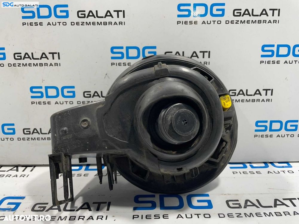 Usa Usita Capac Clapeta Buson Rezervor Opel Astra J Break Caravan 2009 - 2016 Cod 13358933 Culoare ZGAN [L4301] - 3