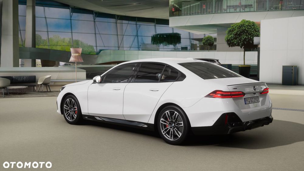 BMW Seria 5 520d xDrive mHEV M Sport - 6