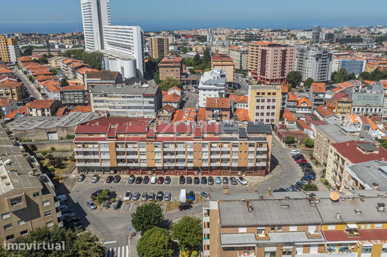 Apartamento T1, ao El Corte Inglês, Vila Nova de Gaia