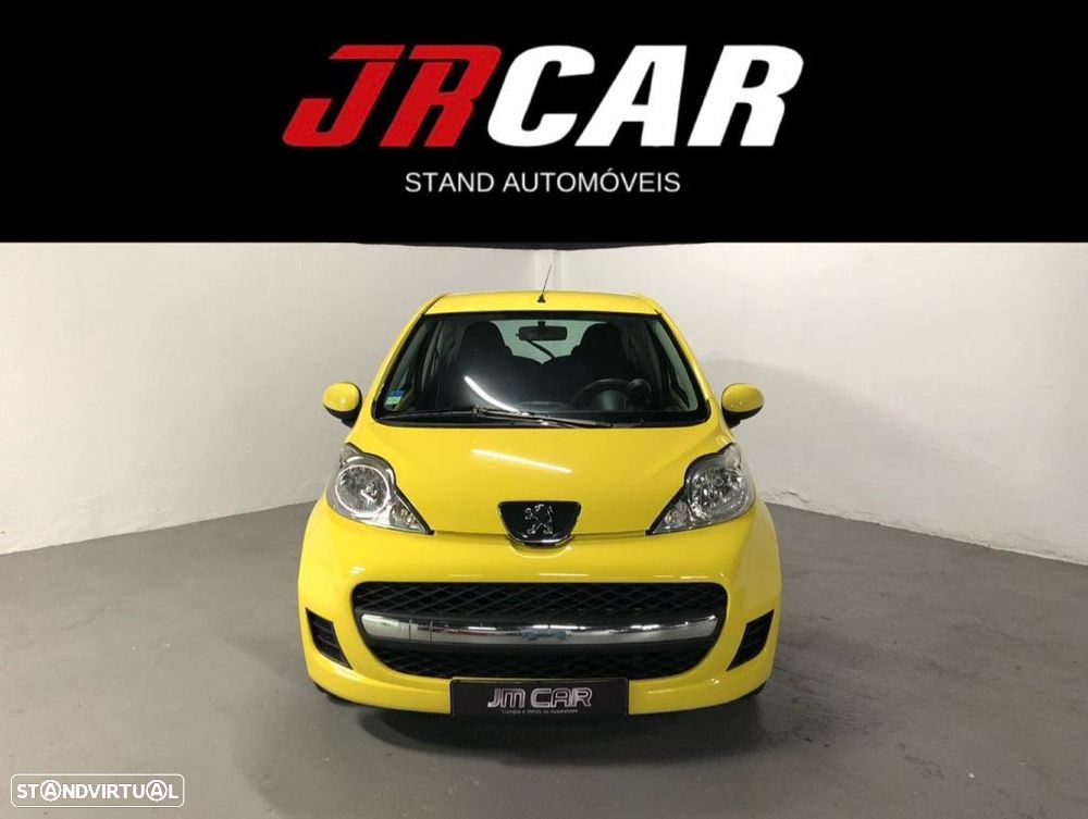 Peugeot 107 1.0 Trendy - 2