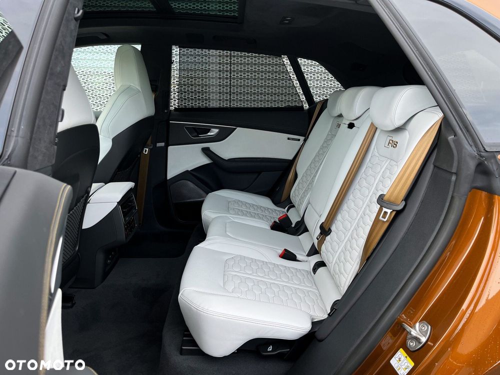 Audi RS Q8 - 22