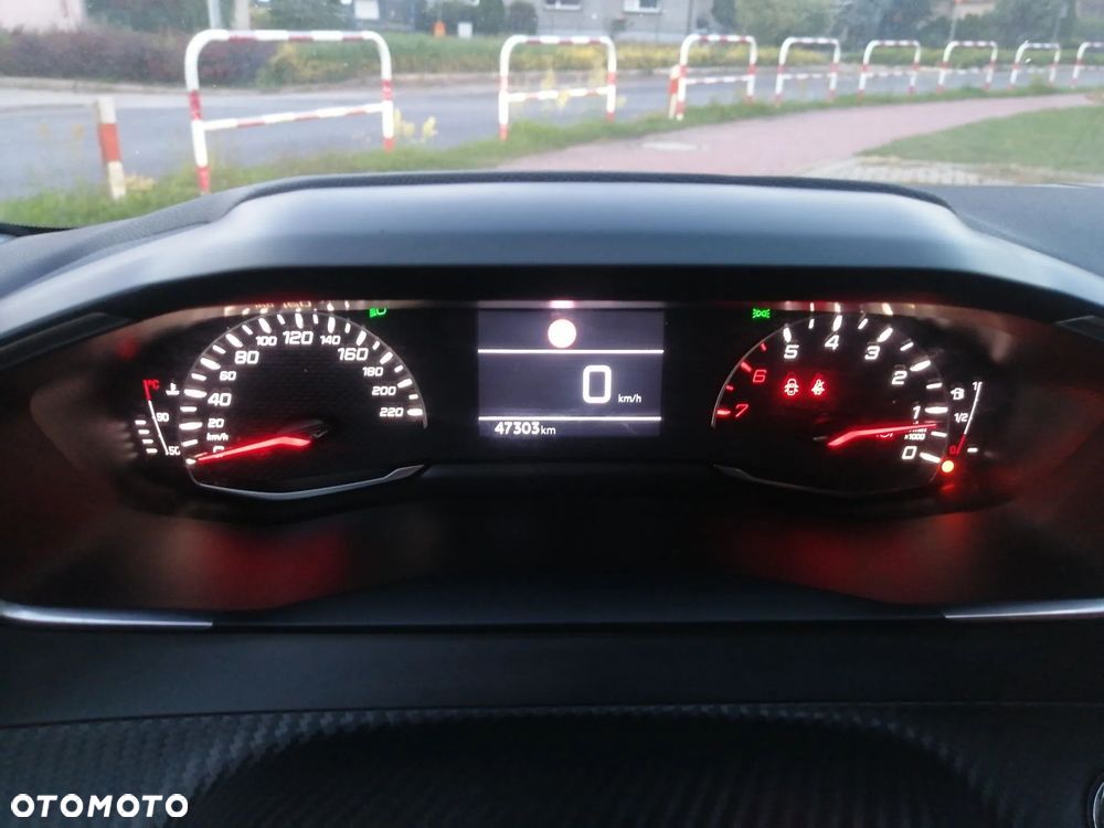 Peugeot 208 1.2 PureTech Allure S&S - 16