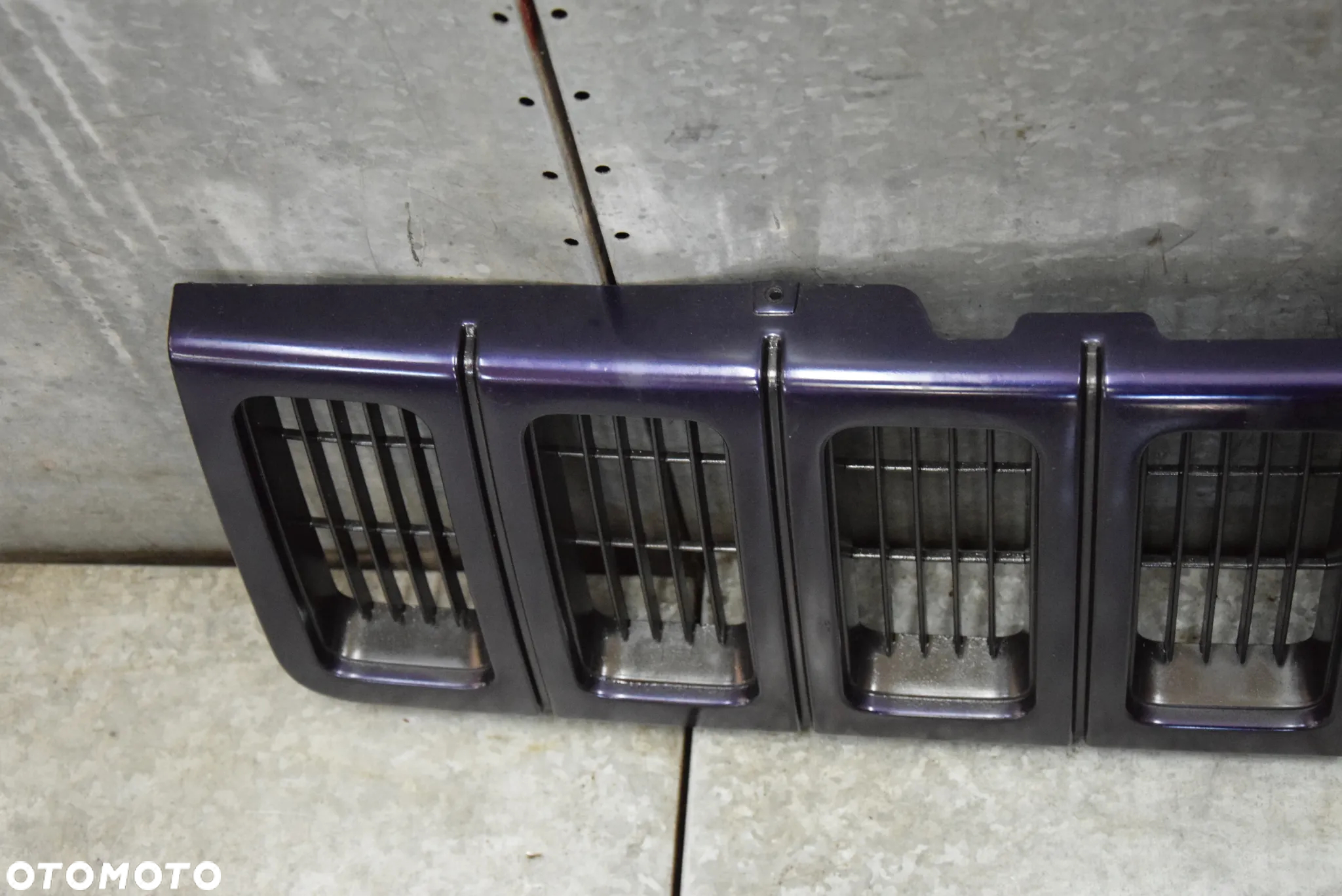 JEEP GRAND CHEROKEE ZJ GRILL ATRAPA - 2