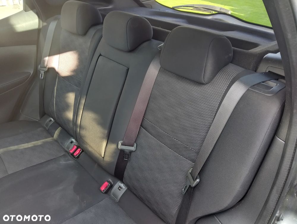 Nissan Qashqai 1.6 DCi Xtronic TEKNA - 25