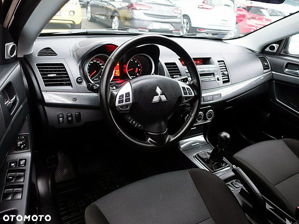 Mitsubishi Lancer - 18