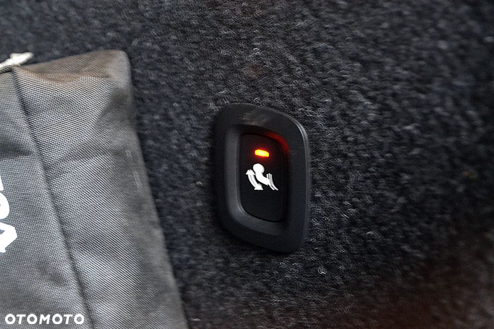 Volvo XC 40 D3 Momentum - 22