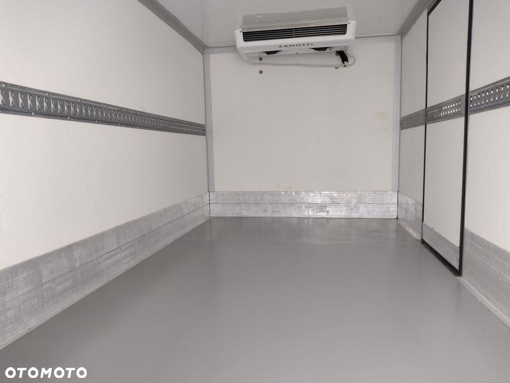 Peugeot Boxer Chlodnia Izoterma 8 Palet - 8