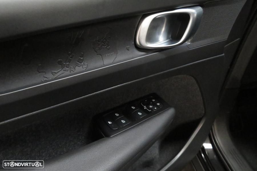 Volvo XC 40 1.5 T3 Momentum - 15