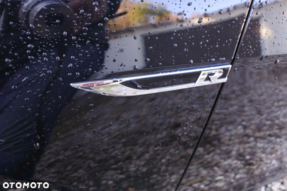 Volkswagen Golf - 34