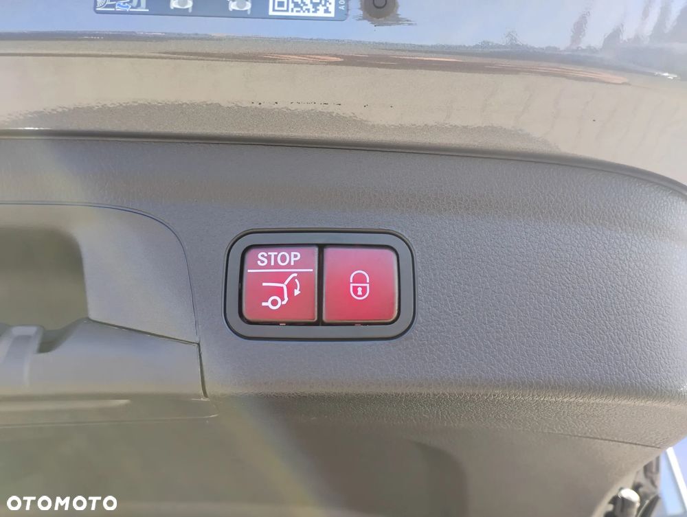 Mercedes-Benz GLE - 14