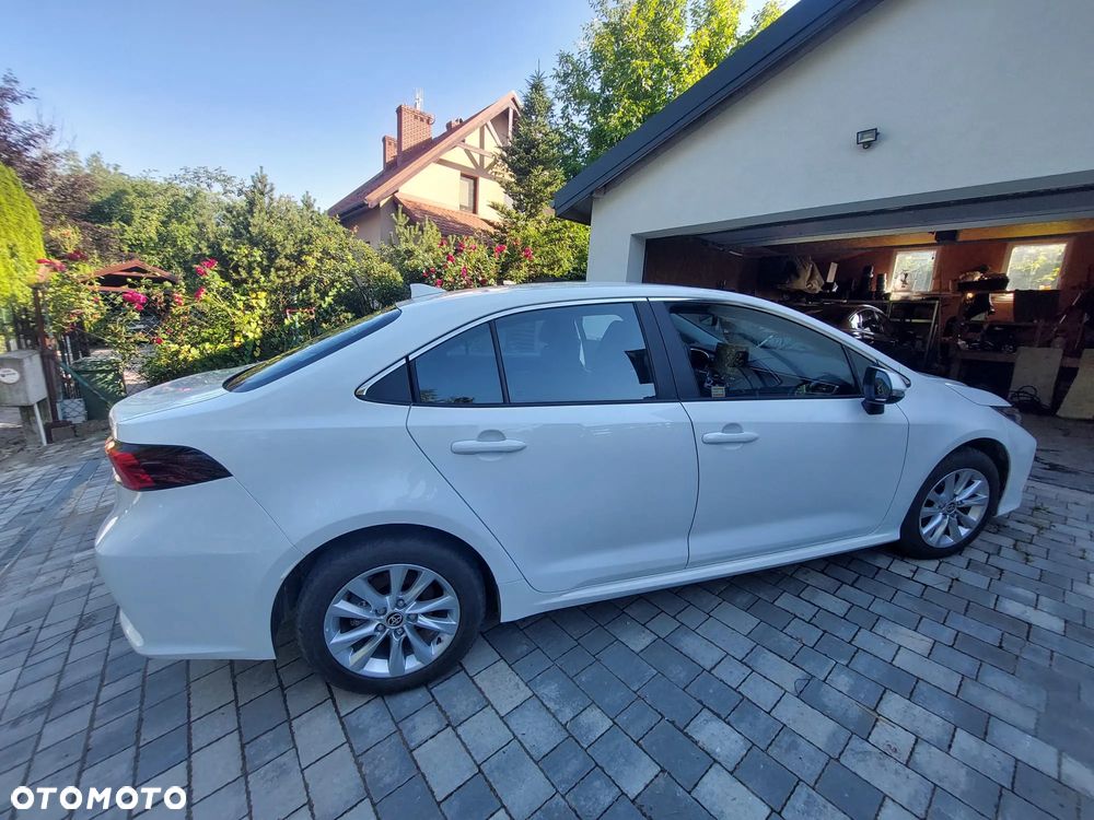 Toyota Corolla 1.8 Hybrid Comfort - 4