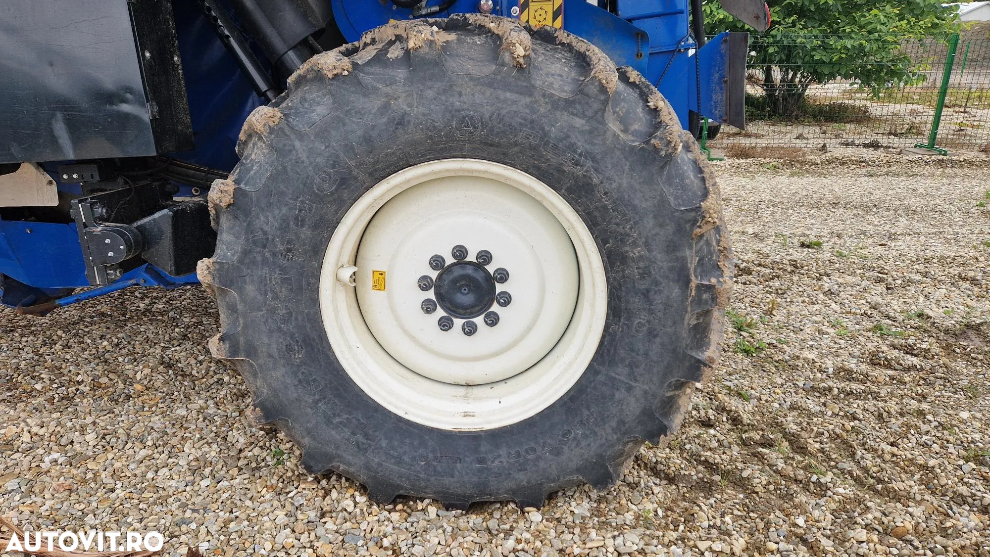 New Holland BRAUD 9070L COMBINA DE RECOLTAT STRUGURI - 11