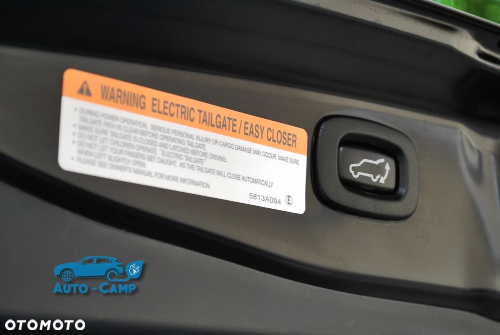 Mitsubishi Outlander Instyle NAVI + - 24