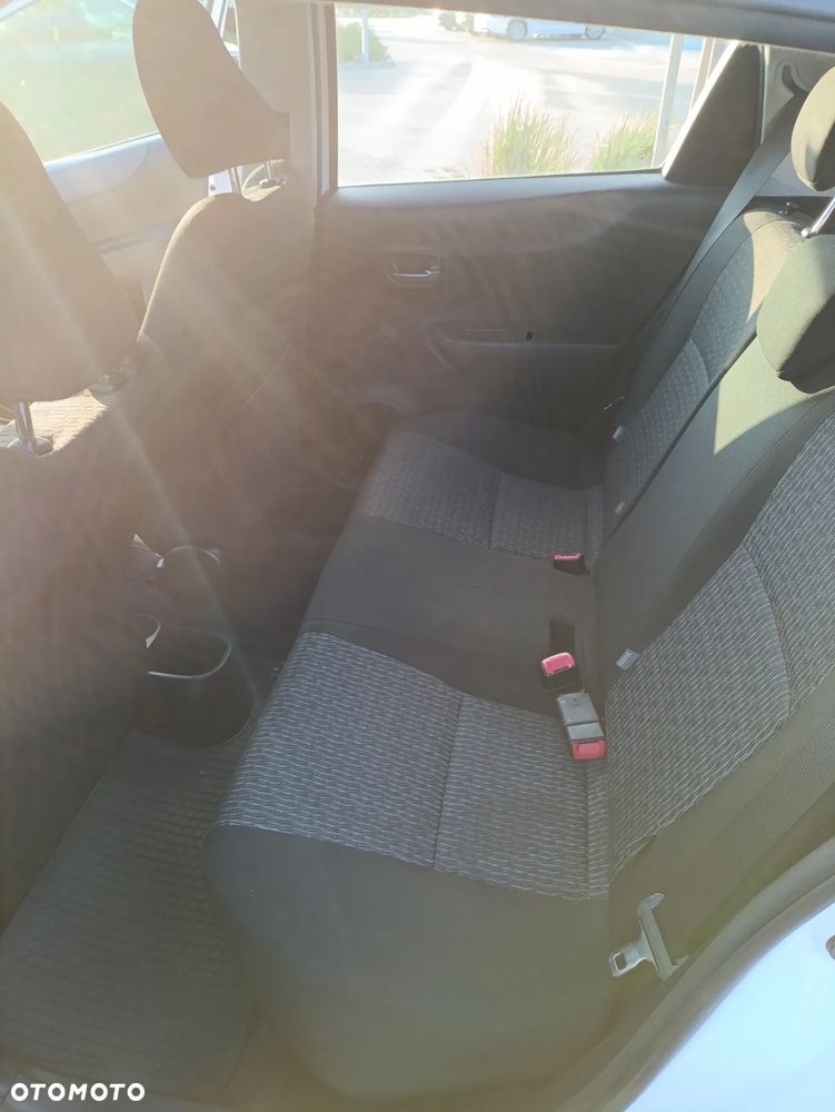 Toyota Yaris 1.0 Active - 4