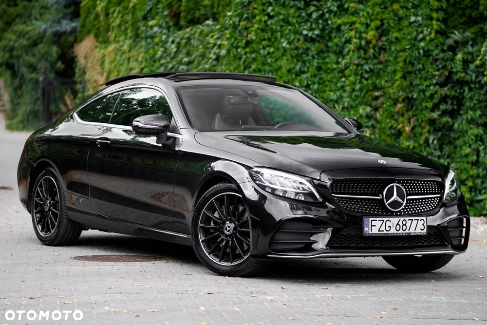 Mercedes-Benz Klasa C 300 Coupe 9G-TRONIC - 1