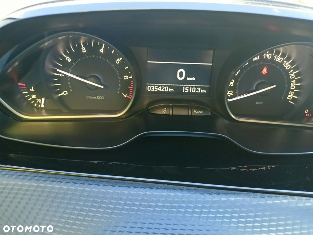 Peugeot 208 PureTech 110 Stop & Start Tech Edition - 9