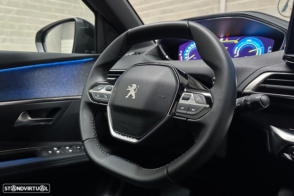 Peugeot 3008 1.6 Hybrid Allure e-EAT8 - 41