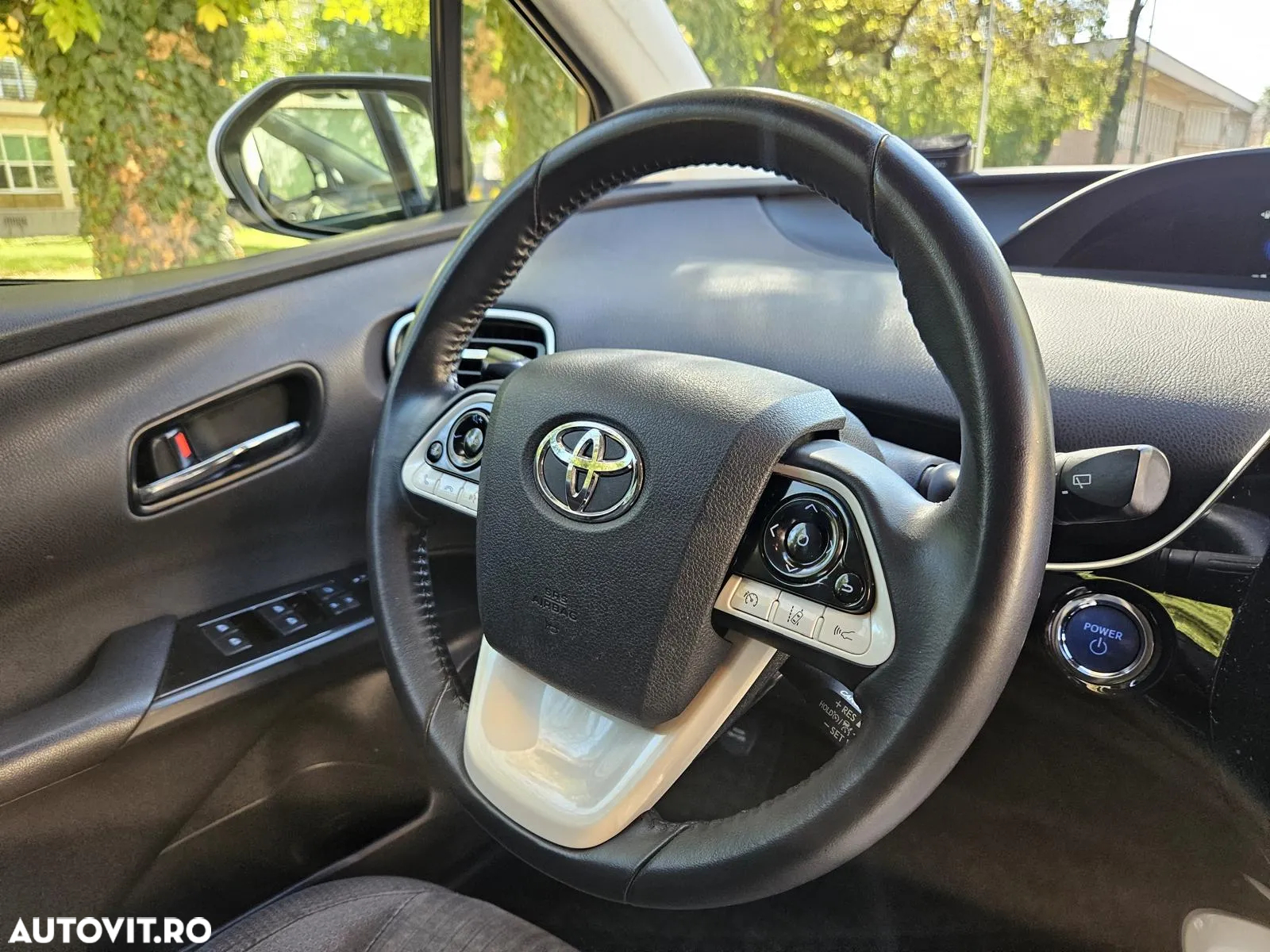 Toyota Prius - 16