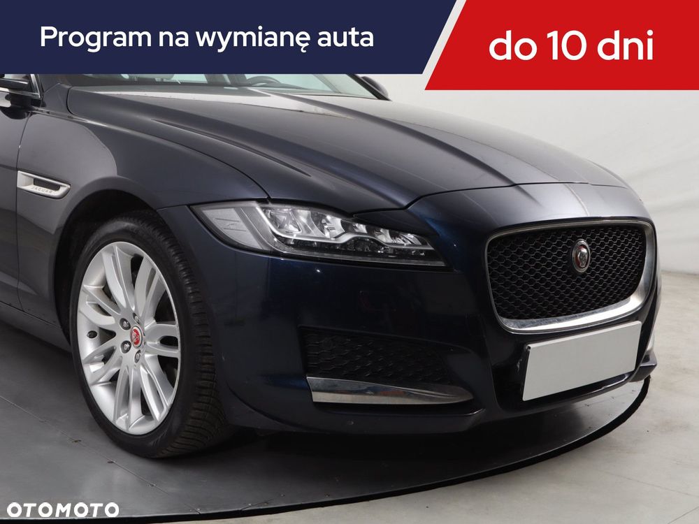 Jaguar XF - 25