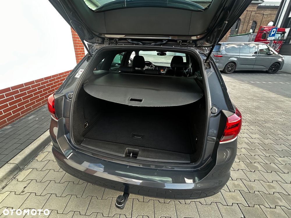 Opel Astra 1.4 T Dynamic - 17