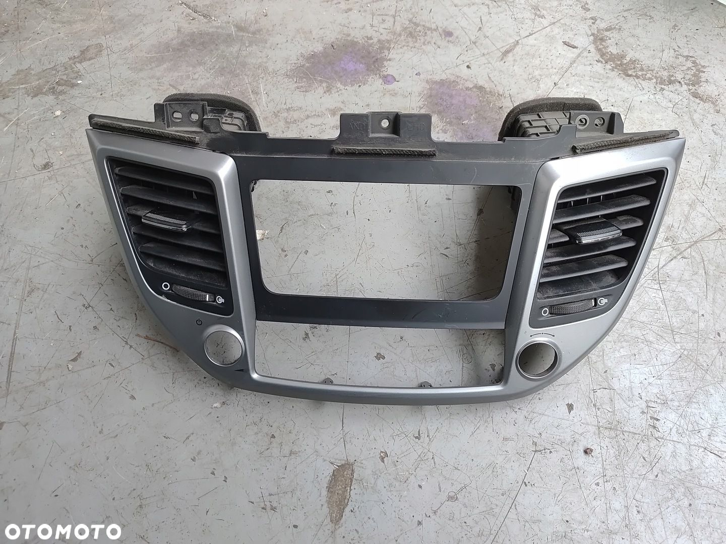 HYUNDAI TUCSON II III KRATKA NAWIEWU RAMKA OSLONA RADIA 84740-D7200 - 2