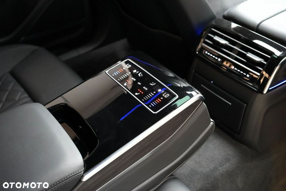 Audi A8 - 33