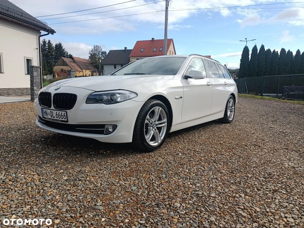 BMW Seria 5 520d - 14