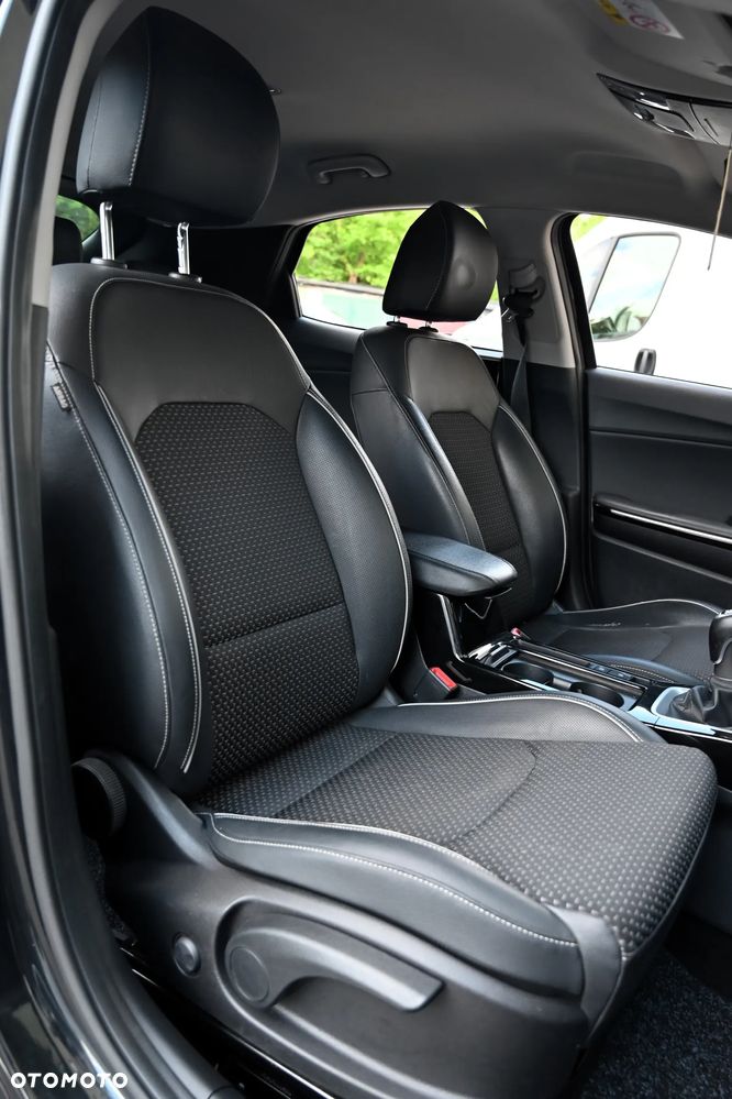 Kia XCeed - 39