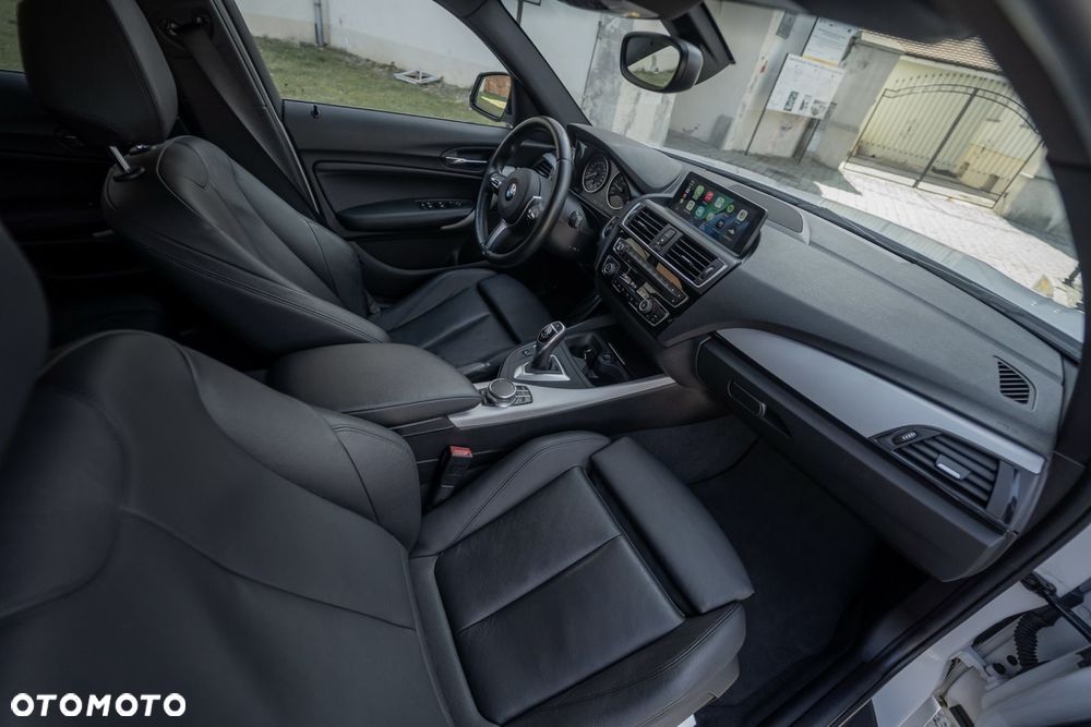BMW Seria 1 M140i xDrive Shadow sport - 28