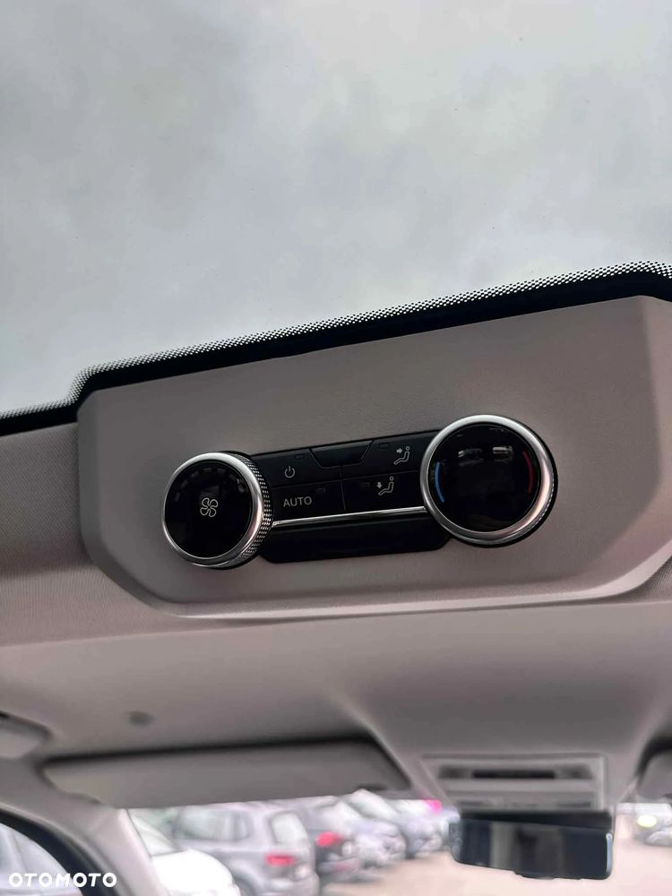 Volkswagen Caravelle 2.0 TDI L2 Life - 21