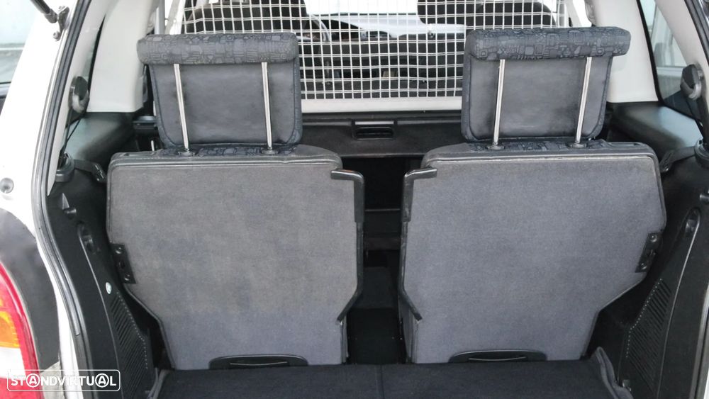 Opel Zafira 2.0 DTi Elegance - 56