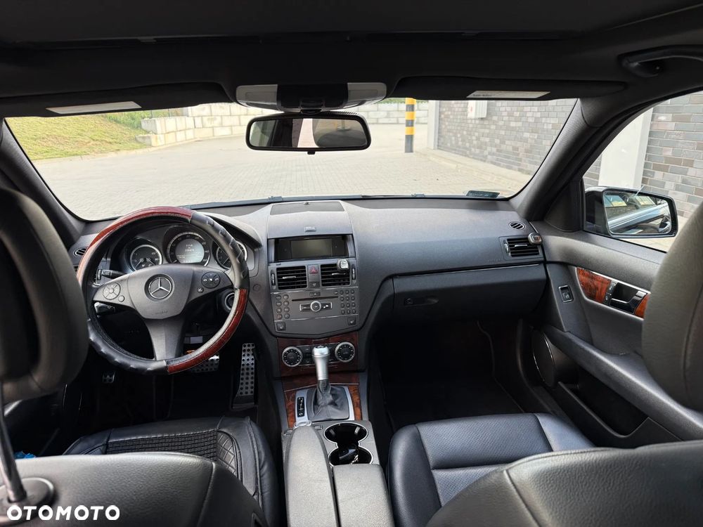 Mercedes-Benz Klasa C 300 4Matic 7G-TRONIC Elegance - 6