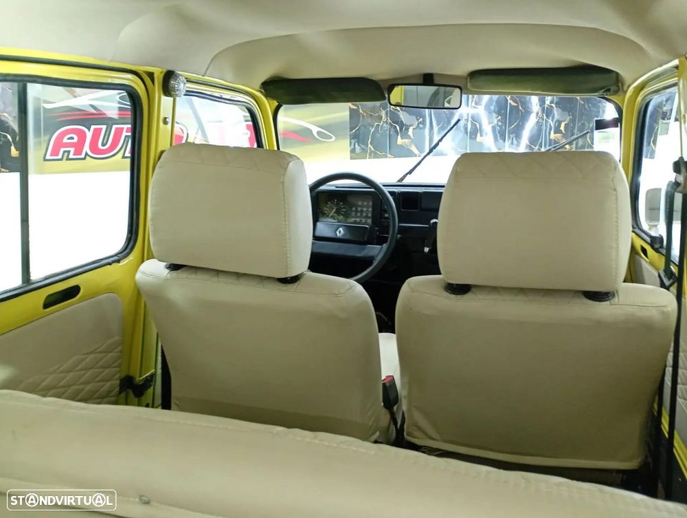 Renault 4 - 18