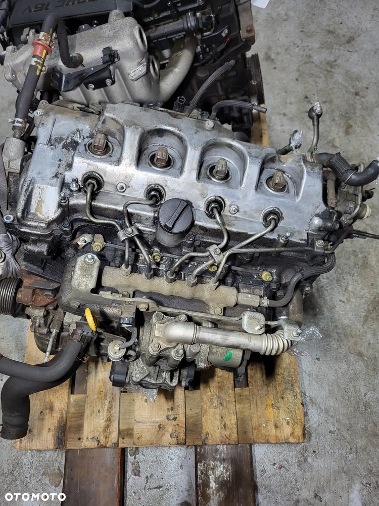 Toyota Rav4 III 2.2 D4D Silnik Komplety - 1