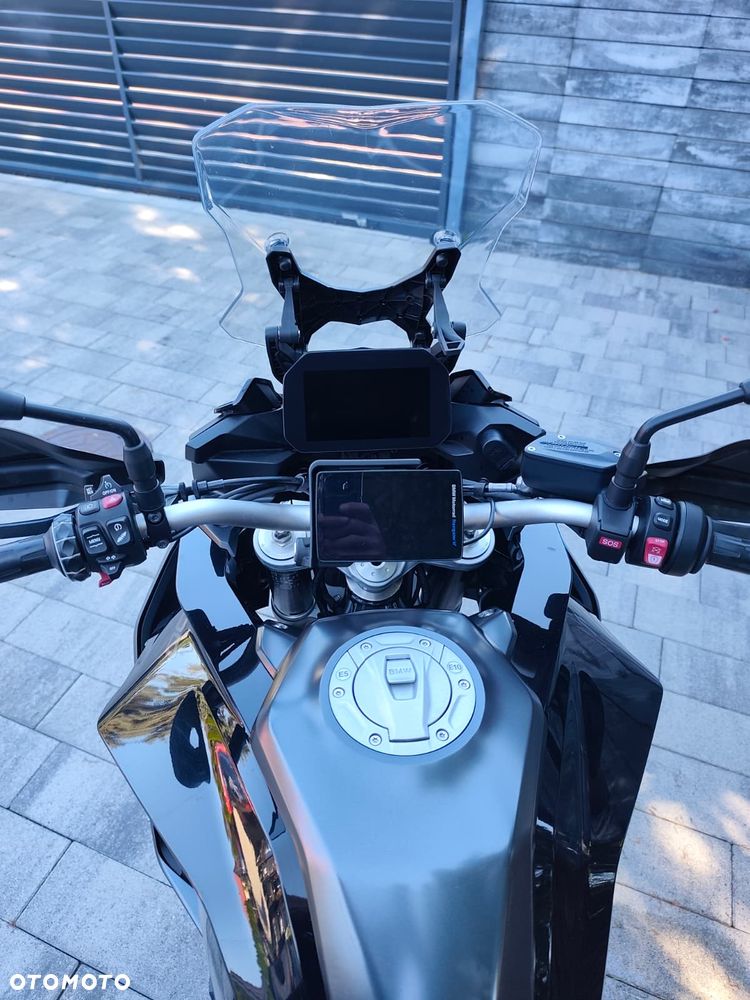 BMW XR - 7